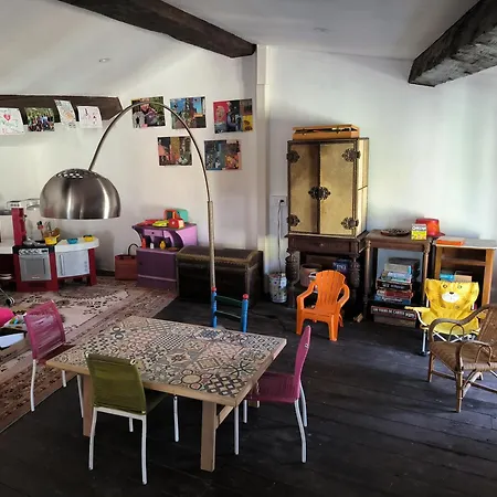 Maison Familiale Bages (Pyrenees-Orientales)